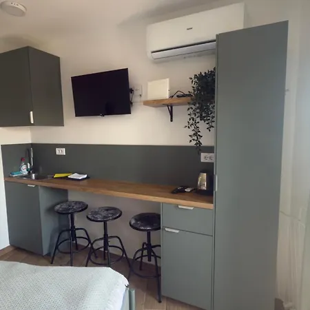 Code3 Srebrno Jezero